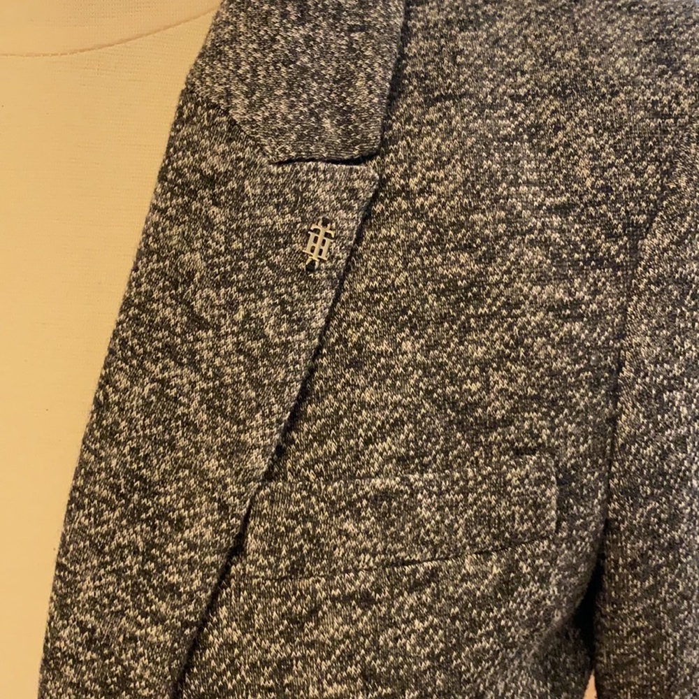 Tommy Hilfiger blazer pockets with silk lining - Picture 2 of 9